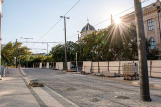Stihlo se to o půl roku rychleji. Provoz tramvají nad Muzeem se brzy obnoví - Seznam Zprávy
